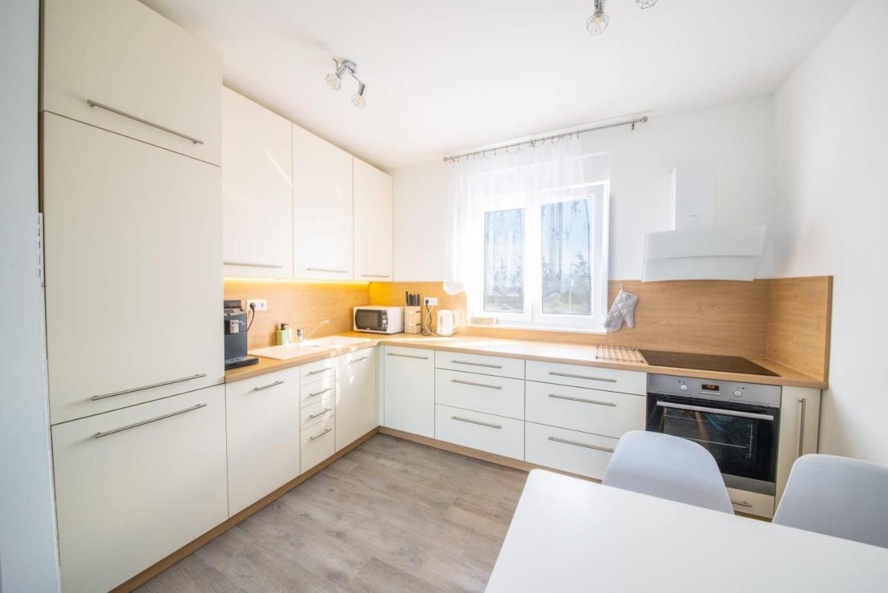 Apartman Pau Нин Экстерьер фото